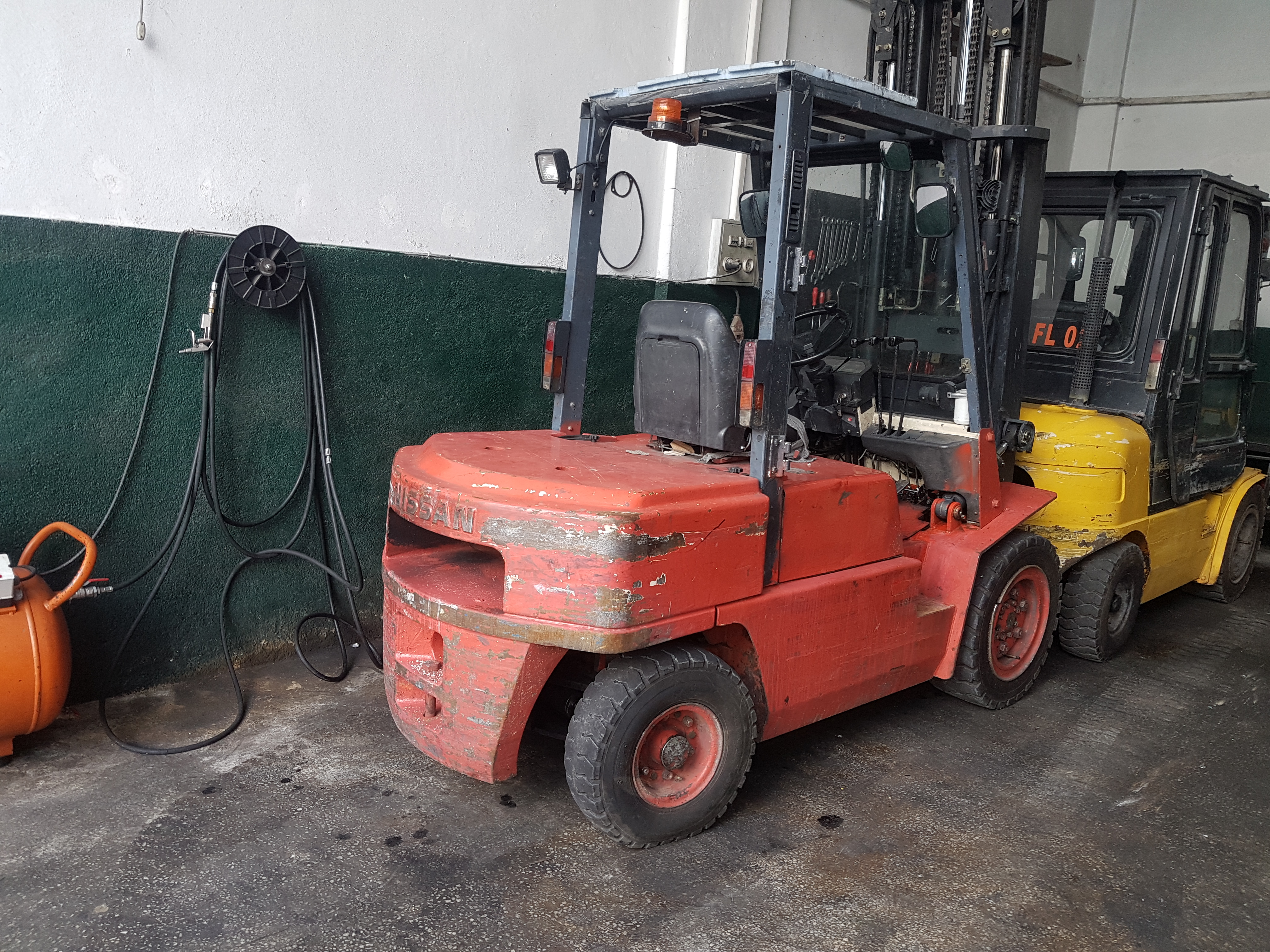 3 TON NİSSAN 2004 MODEL